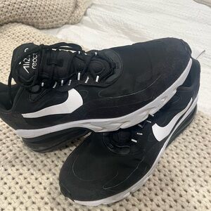 Nike Air Max 270 React ‘Black White’ CI3866-004